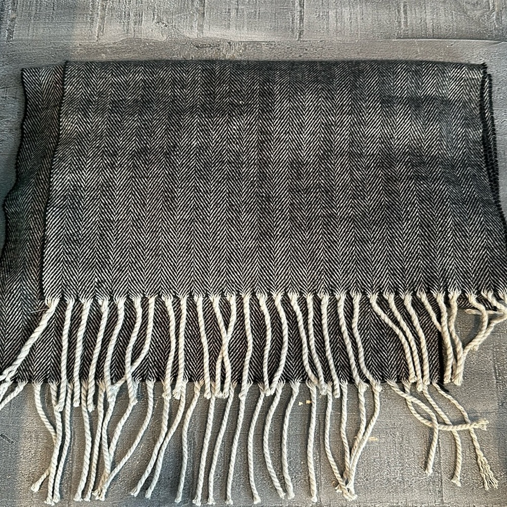 Cashmere Feel New England Plaid Scarf - 100% Acrylic - Super Soft - Dark Gray